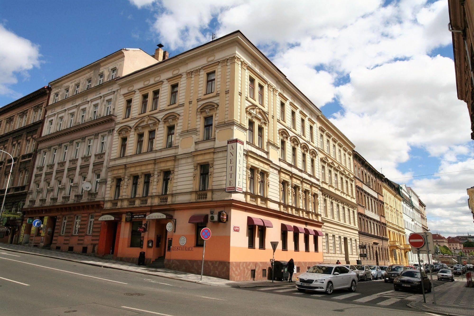 Anette Hotel Prag Exterior foto
